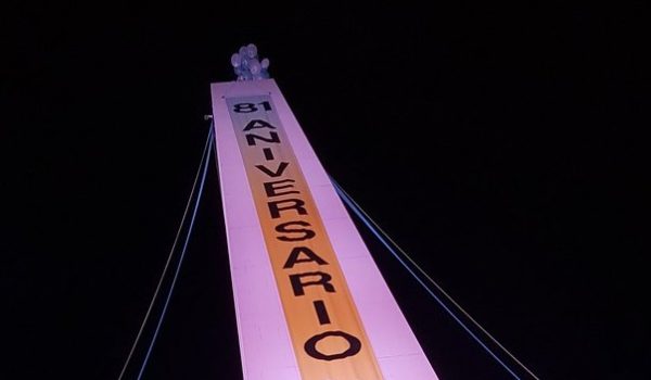 Obelisco de Buenos Aires completa 81 anos na Semana de Mayo Argentina 01